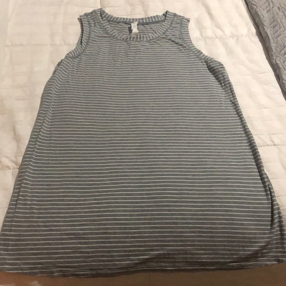 Grey and White LuLuLemon Workout Tank